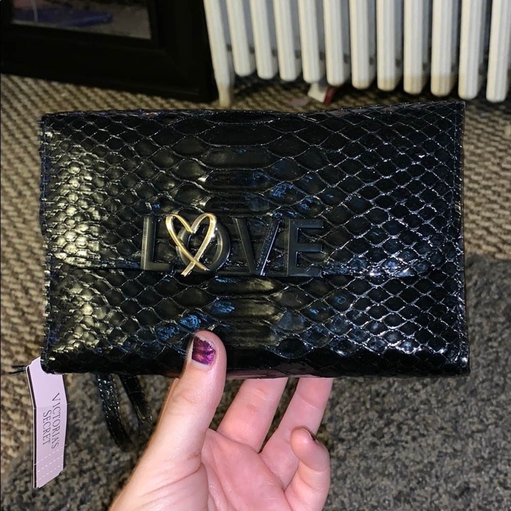 Black wallet , Victoria secrets
